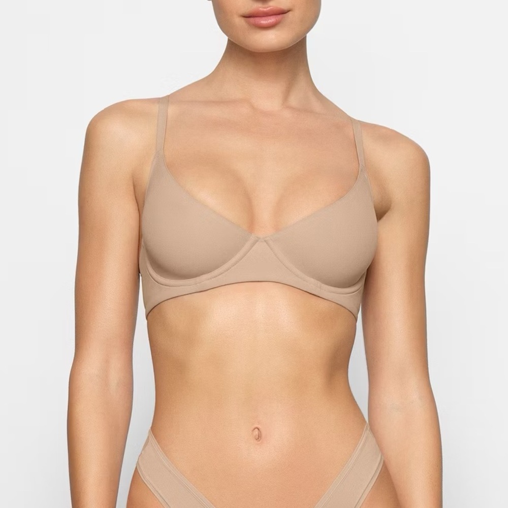 SKIMS unlined Demi bra NWT clay size 34A